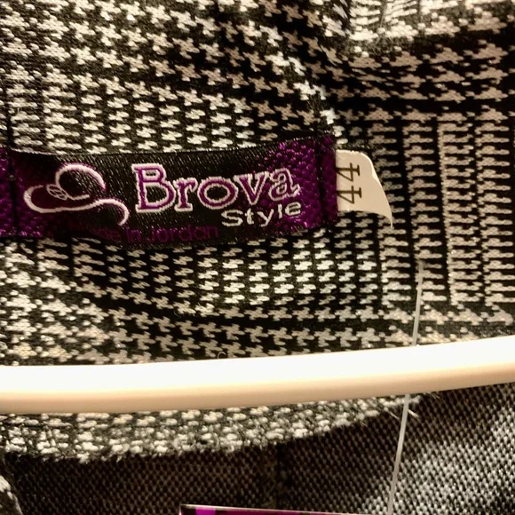 NWT Original Brova trench coat faux leather with plaid pattern 🩶🖤 - Picture 2 of 12